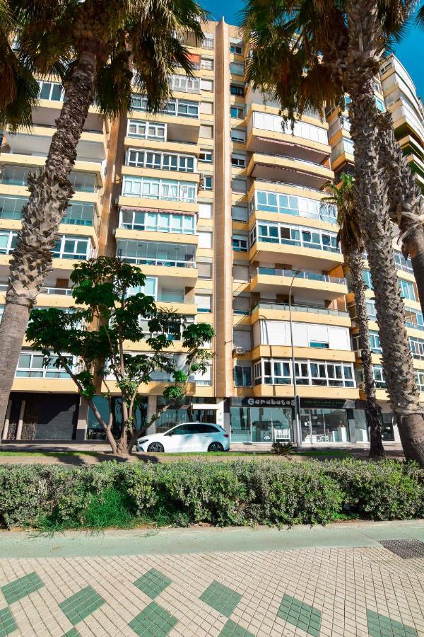 P&P Apartamentos Paseo Maritimo Pablo Ruiz Picasso Málaga Buitenkant foto