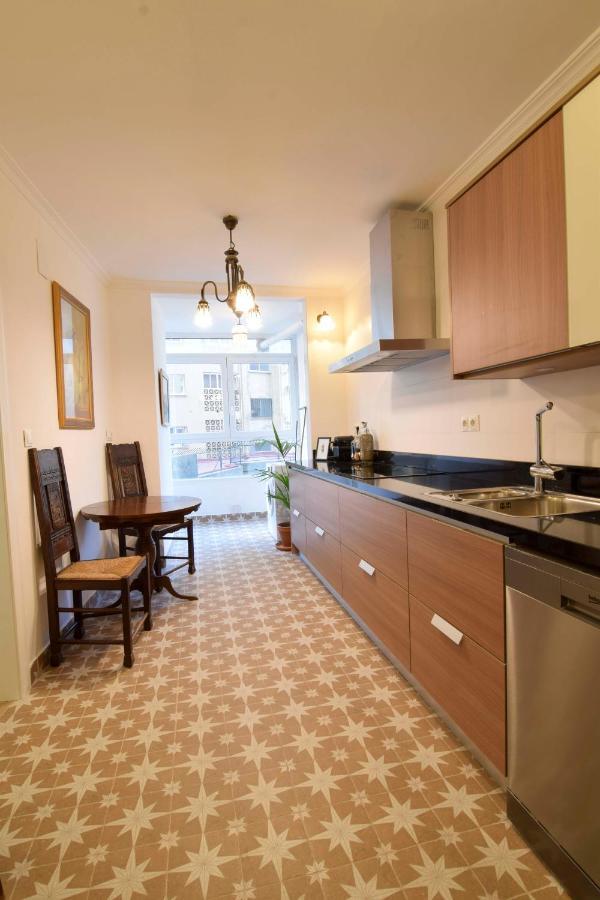 P&P Apartamentos Paseo Maritimo Pablo Ruiz Picasso Málaga Buitenkant foto