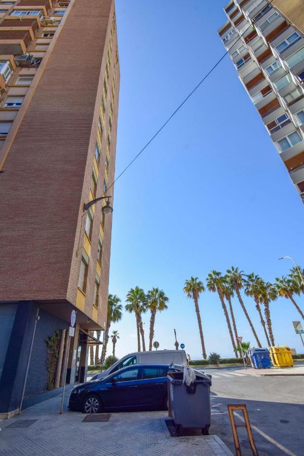P&P Apartamentos Paseo Maritimo Pablo Ruiz Picasso Málaga Buitenkant foto